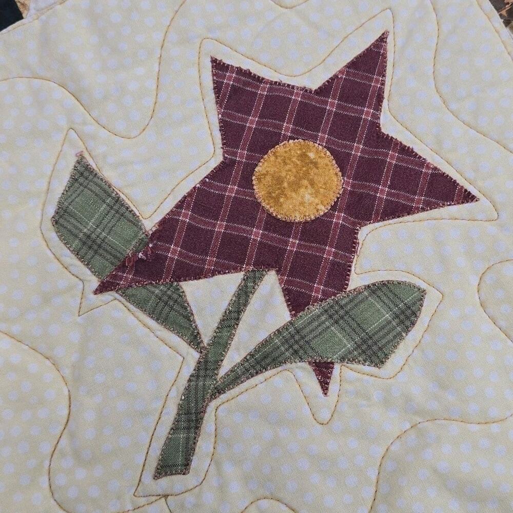 Vintage Reversible Sampler Quilt Handmade Patchwork Coverlet 82x82" Cutter READ - Picture 16 of 16